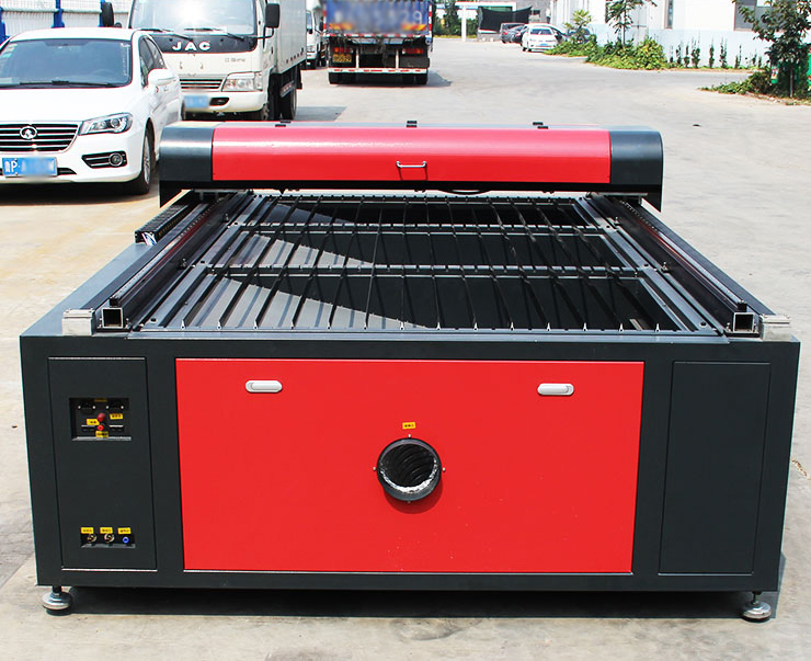 激光切割機(jī)廠家，激光雕刻機(jī)廠家，實(shí)拍