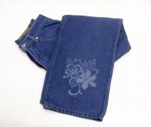 牛仔褲雕刻花紋