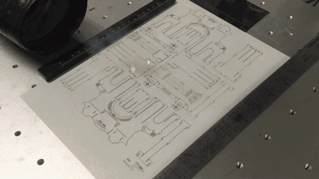 激光雕刻機，激光切割機